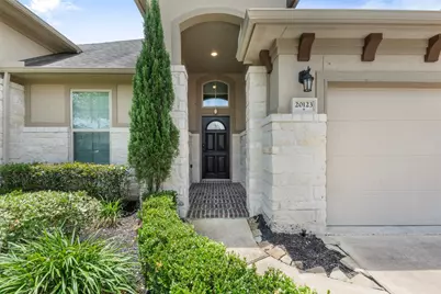 20123 Cascading Falls Boulevard, Cypress, TX 77433 - Photo 3