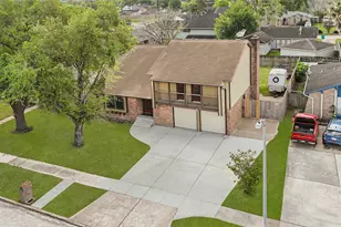 10026 Sageaspen Ln, Houston, TX 77089 - Photo 3