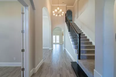 5715 Mogo Creek Lane, Sugar Land, TX 77479 - Photo 3