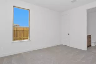 421 Soaring Sparrow Trl, Katy, TX 77493 - Photo 15