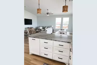 1131 Chapman Point, Crystal Beach, TX 77650 - Photo 13