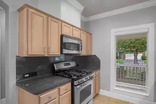 9022 Durham Manor Ln, Houston, TX 77075 - Photo 5
