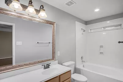 9022 Durham Manor Lane, Houston, TX 77075 - Photo 15