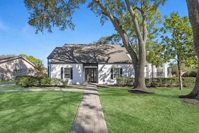 802 Lake Villa Drive, Seabrook, TX 77586 - Photo 1