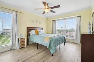 7000 Seawall Blvd, Galveston, TX 77551 - Photo 15