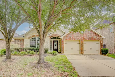 6027 Falling Briar Lane, Sugar Land, TX 77479 - Photo 3