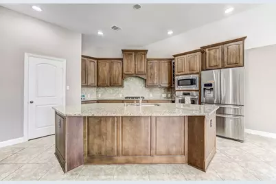 6027 Falling Briar Lane, Sugar Land, TX 77479 - Photo 25