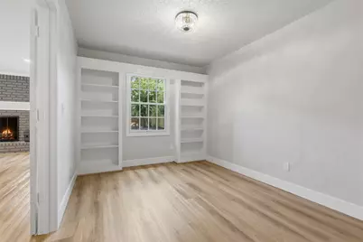 1922 Roanwood Drive, Houston, TX 77090 - Photo 17