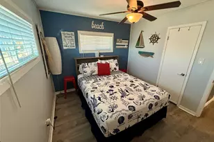 16719 Tahiti Way, Jamaica Beach, TX 77554 - Photo 27