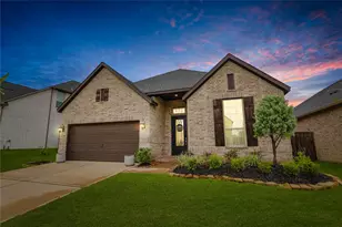 1329 Knollbridge Pt Ln, Pinehurst, TX 77362 - Photo 1