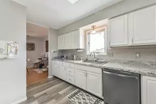 1236 Sailfish St, Bayou Vista, TX 77563 - Photo 15