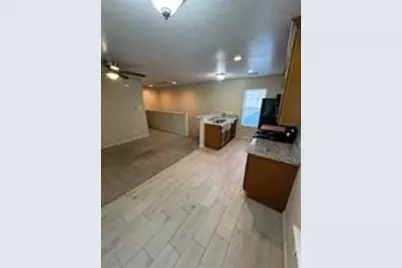 1716 1/2 Utah Street, Baytown, TX 77520 - Photo 3