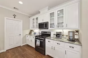 2026 Que Manor Dr, Houston, TX 77090 - Photo 23