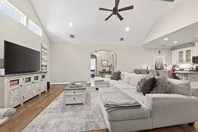 2026 Que Manor Drive, Houston, TX 77090 - Photo 15