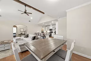 2026 Que Manor Dr, Houston, TX 77090 - Photo 19