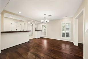 13811 Woodthorpe Ln, Houston, TX 77079 - Photo 9
