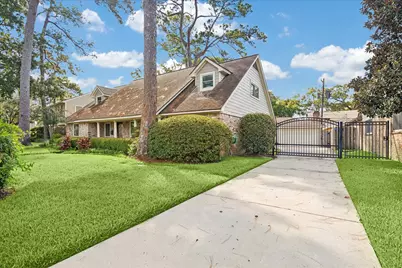 13811 Woodthorpe Lane, Houston, TX 77079 - Photo 7