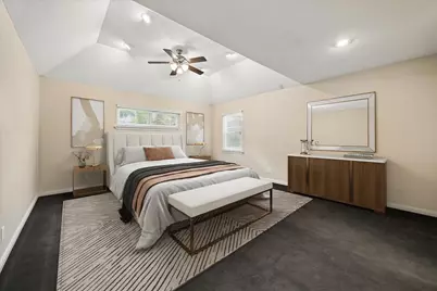 13811 Woodthorpe Lane, Houston, TX 77079 - Photo 35
