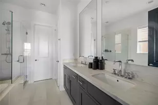 2719 Maxroy St, Houston, TX 77007 - Photo 17