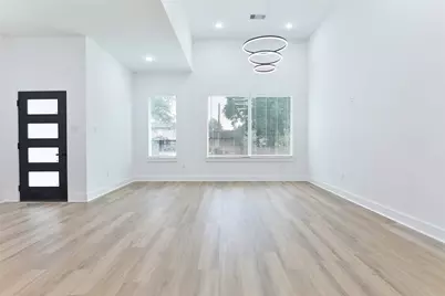 8109 Bigwood Street #A/B, Houston, TX 77078 - Photo 7