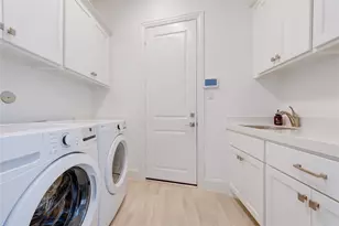 2330 Wyndam Heights Ln, Houston, TX 77077 - Photo 35