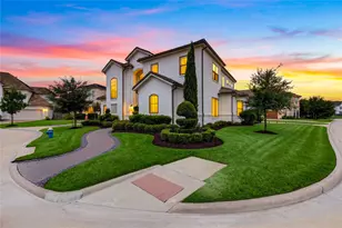 2330 Wyndam Heights Ln, Houston, TX 77077 - Photo 17