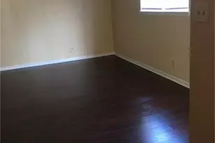 275 N 7th St, Beaumont, TX 77702 - Photo 3