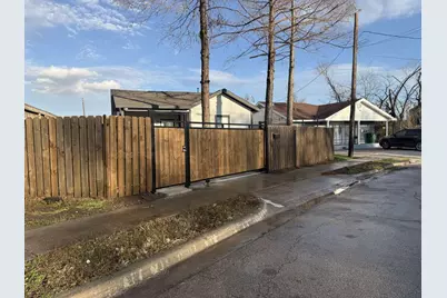 1620 Sam Wilson Street, Houston, TX 77020 - Photo 7