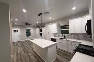 1620 Sam Wilson St, Houston, TX 77020 - Photo 13