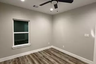 1620 Sam Wilson St, Houston, TX 77020 - Photo 31