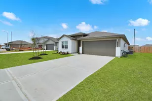 14515 Rain Tree Dr, Baytown, TX 77523 - Photo 5