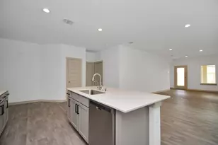 14515 Rain Tree Dr, Baytown, TX 77523 - Photo 11