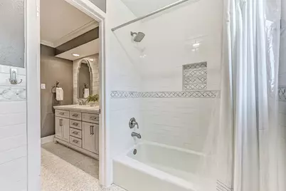 304 Chester Drive, Friendswood, TX 77546 - Photo 21