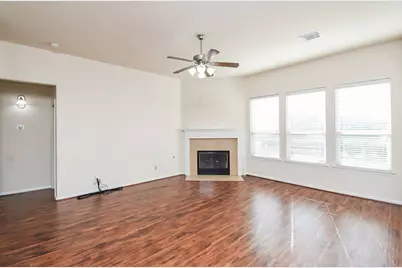 6203 Ledger Lane, Missouri City, TX 77459 - Photo 9