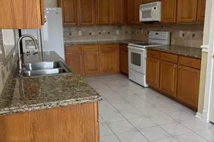 903 Christopher, Baytown, TX 77521 - Photo 3