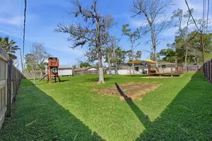 3010 Michaelis Ln, Baytown, TX 77521 - Photo 23