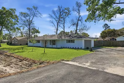3010 Michaelis Lane, Baytown, TX 77521 - Photo 1