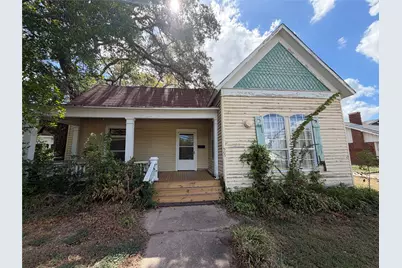 505 W Buck Street, Caldwell, TX 77836 - Photo 1