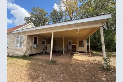 505 W Buck Street, Caldwell, TX 77836 - Photo 3