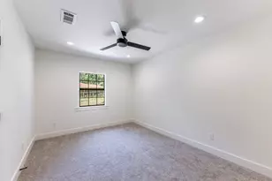 2130 Ave N 1/2, Huntsville, TX 77340 - Photo 15
