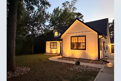 2130 Avenue N 1/2, Huntsville, TX 77340 - Photo 39