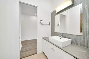 207 Pierce St, Houston, TX 77002 - Photo 23