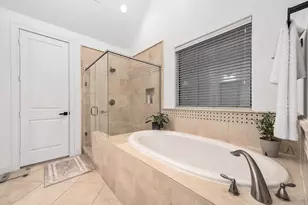 3205 Maxroy St, Houston, TX 77008 - Photo 23