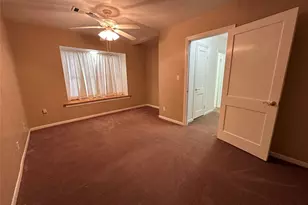 306 Live Oak St, Silsbee, TX 77656 - Photo 11