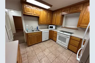 306 Liveoak Street, Silsbee, TX 77656 - Photo 5