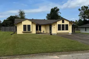 306 Live Oak St, Silsbee, TX 77656 - Photo 19