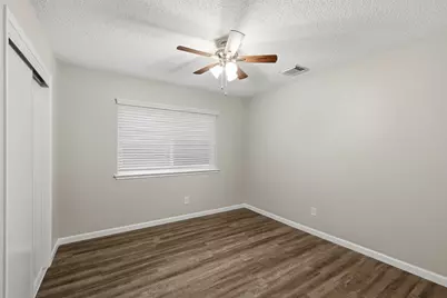16319 Mill Point Drive, Houston, TX 77059 - Photo 23