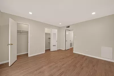 12633 Memorial Drive #130, Houston, TX 77024 - Photo 11