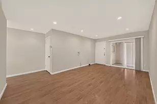 12633 Memorial Dr, Houston, TX 77024 - Photo 15