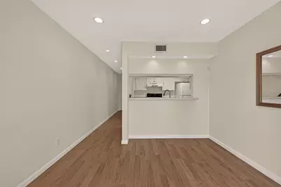 12633 Memorial Drive #130, Houston, TX 77024 - Photo 7